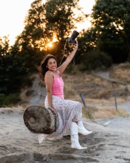 Hi! I’m Alexandra, the face usually behind the camera 🤪
I’ve had so many new followers this summer, so I figured it was probably time for a little reintroduction.

If you’re new here, welcome 🤍 And if you’ve been around for a while, I love you!! 💕

I’m a photographer in the Pacific Northwest who loves golden hour, real moments, pretty places, and people who aren’t afraid to have a little fun in front of the camera. ☀️

I love capturing families, couples, expecting mamas, and everything in between. But if I’m being honest, I think what I love most about photography has very little to do with the actual photos.

I’ve always been someone who feels deeply and loves easily. I’m drawn to people, their stories, their connections, and all of the little moments that make up a life. Getting to step into those moments with people, whether it’s celebrating a new baby, a growing family, falling in love, or simply documenting a season of life that you never want to forget, feels really special to me.

I think that’s what keeps me so passionate about this. I don’t just want to take pretty pictures. I want to preserve the way a moment felt. Because photos should be felt, not just seen. 🤍

When I’m not behind (or in front of) the camera, I’m rocking motherhood and wife life, sewing, reading, working out, or probably finding another creative hobby to add to the collection. 😂

I also have a little Close Friends list (newsletter) where I share mini sessions, promos, business updates, and more of the me behind the business like everyday life, behind the scenes, random thoughts, creative projects, and probably things that have absolutely nothing to do with photography. 😂💕

Thank you for being here and I hope you stick around 🤍

XOXO,
Alexandra

Photo credit: @blnphotograph 🤍
& Edited by me 🤍
